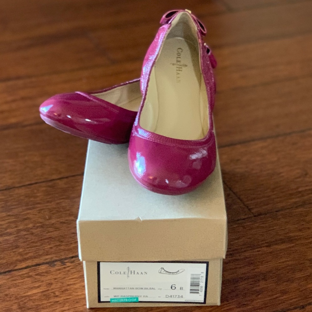 Cole Haan Manhattan Bow (Waterproof)